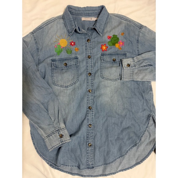 Billy T Womens Desert Embroidered Denim Shirt Blue Cotton Lyocell Cactus Sun M - Picture 2 of 12